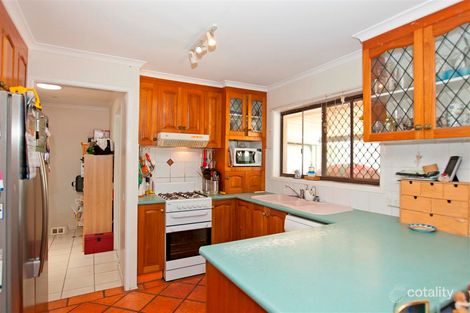 40 Waratah Ave, Victoria Point, QLD 4165