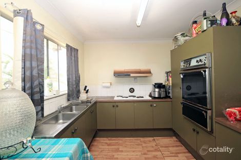 Property photo of 37 Cairns Road Camira QLD 4300