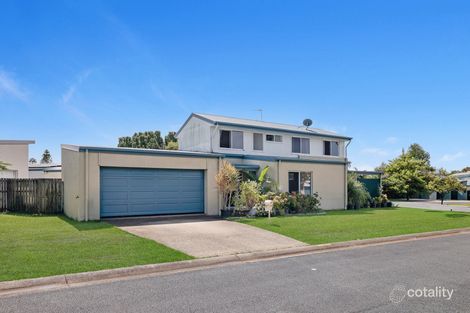Property photo of 4 Ridgewood Close Pacific Pines QLD 4211
