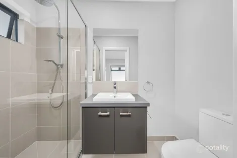 Property photo of 2/3 Dagonet Street Strathmore VIC 3041