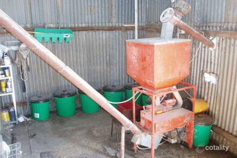 Property photo of 2 Roebuck Road Harvey WA 6220