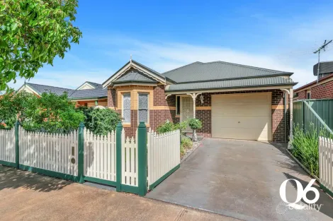 16 Goulburn Cct, Caroline Springs, VIC 3023