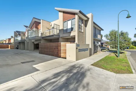 Property photo of 8 Hinterland Close Lynbrook VIC 3975