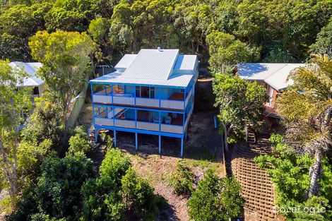 Property photo of 40 Samarinda Drive Point Lookout QLD 4183