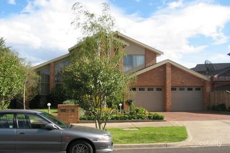 Property photo of 11 Capri Crescent Avondale Heights VIC 3034