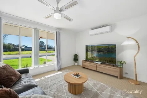 Property photo of 10 Thomas Clarke Place Mudgee NSW 2850