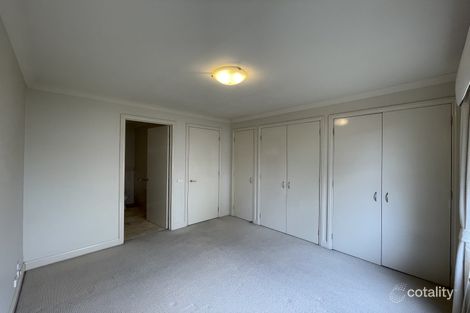 Property photo of 2/24 Dickens Street Glen Iris VIC 3146