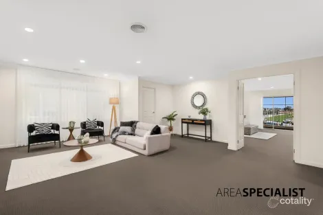 Property photo of 5 Bream Street Clyde North VIC 3978