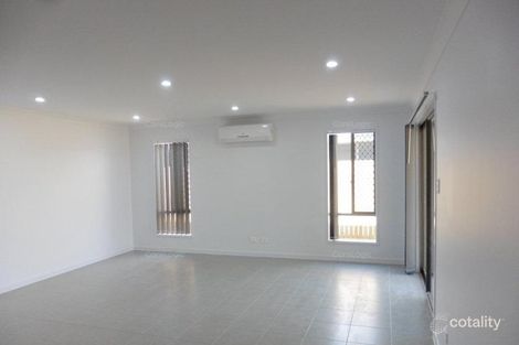 Property photo of 8 Larimar Avenue Yarrabilba QLD 4207