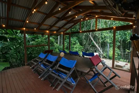 31 Conch St, Mission Beach, QLD 4852