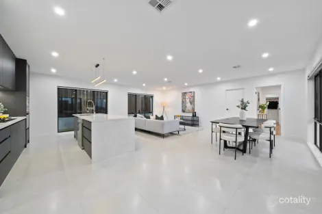Property photo of 103 Sculthorpe Avenue Whitlam ACT 2611
