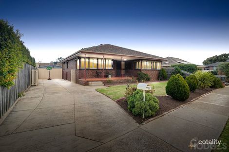 Property photo of 40 Nangiloc Crescent Werribee VIC 3030