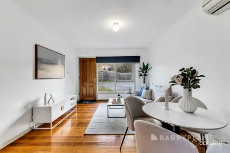 Property photo of 2/8 Simpson Road Ferntree Gully VIC 3156