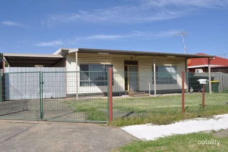 Property photo of 10 Station Avenue St Albans VIC 3021