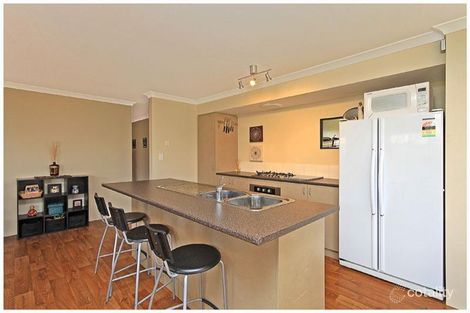 Property photo of 17 Lomas Circle Ellenbrook WA 6069