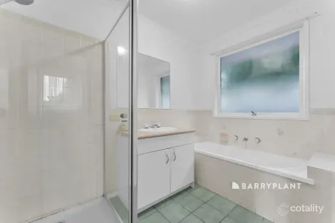 Property photo of 39 Coolong Avenue Berwick VIC 3806