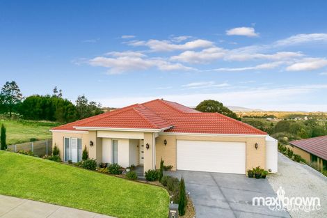 Property photo of 40 Lucca Way Wallan VIC 3756