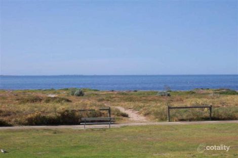 Property photo of 24 Thomas Street Safety Bay WA 6169
