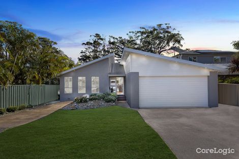 Property photo of 32 Poplars Avenue Bateau Bay NSW 2261