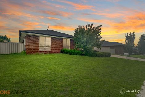 13 Molloy Dr, Orange, NSW 2800