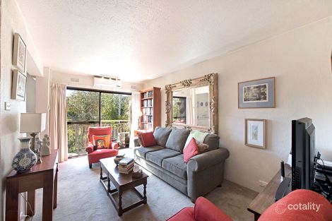 Property photo of 2/9 Farrer Place Farrer ACT 2607
