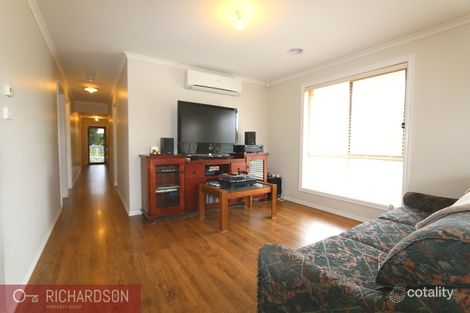 Property photo of 53 Jade Crescent Wyndham Vale VIC 3024