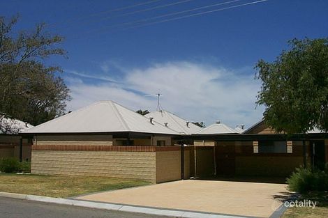 28 Sixth Rd, Armadale, WA 6112