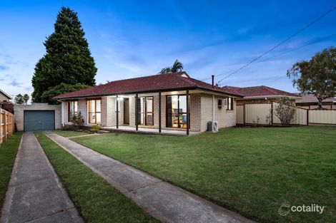 Property photo of 10 June Court Keysborough VIC 3173