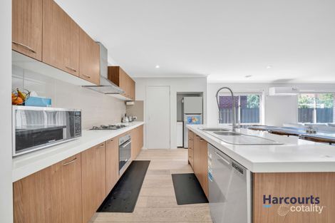 Property photo of 63 Nossal Drive Point Cook VIC 3030