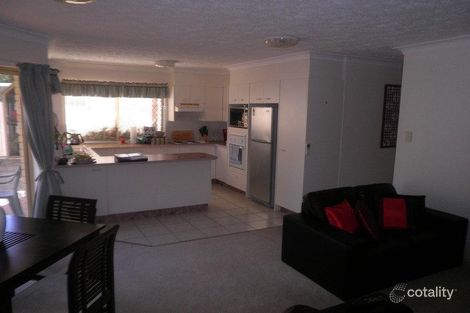 Property photo of 2/20 Meredith Street Redcliffe QLD 4020