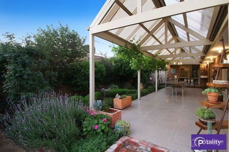Property photo of 15 Millgrove Way Berwick VIC 3806