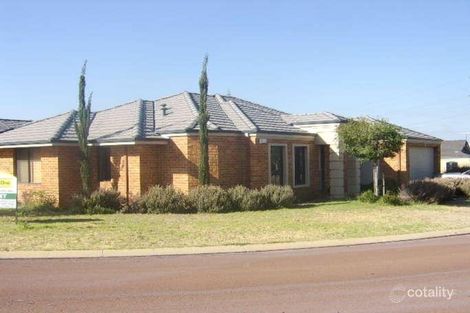 21b Ellesmere Cct, Success, WA 6164