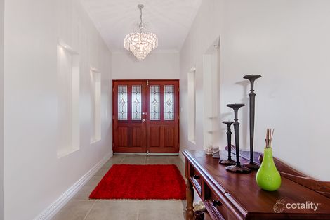 Property photo of 9 Ryniker Road Bedfordale WA 6112