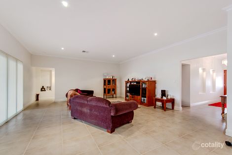 Property photo of 9 Ryniker Road Bedfordale WA 6112