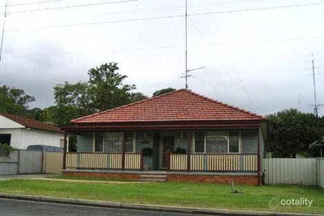 3 East St, Warners Bay, NSW 2282