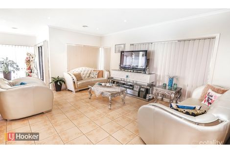Property photo of 4 Pinehurst Rise Craigieburn VIC 3064