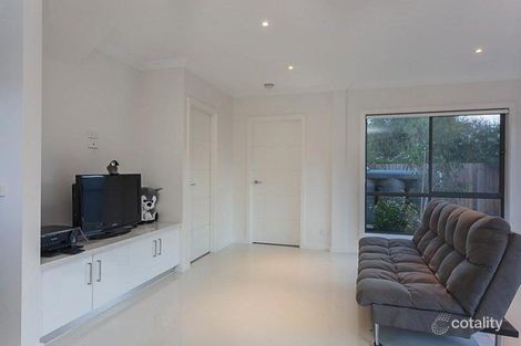Property photo of 2/9 Finch Street Notting Hill VIC 3168