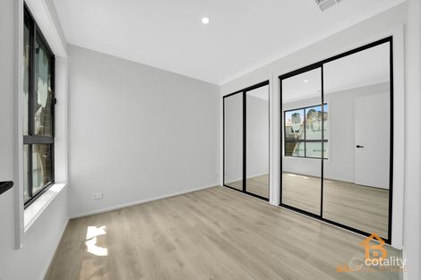 Property photo of 32 Edifice Drive Tarneit VIC 3029