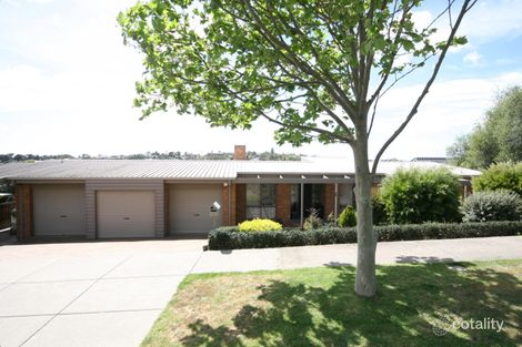 Property photo of 1 Admiral Court Highton VIC 3216