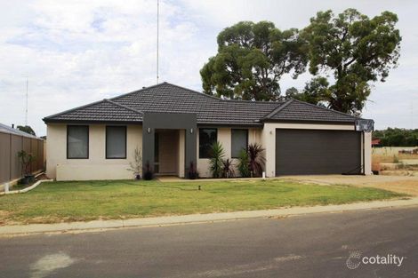 Property photo of 25 Sundercombe Loop Waroona WA 6215