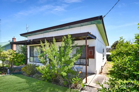 65 Darlington Rd, Stawell, VIC 3380
