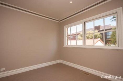 Property photo of 2/181 Waverley Road Mount Waverley VIC 3149