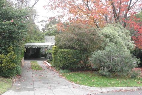 Property photo of 2 St Martins Close Kooyong VIC 3144