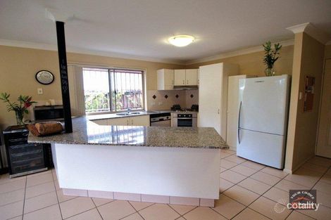 Property photo of 10 Mapleton Crescent Forest Lake QLD 4078