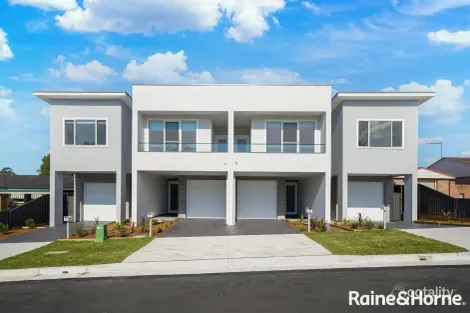 8d Jacana Pl, Ingleburn, NSW 2565