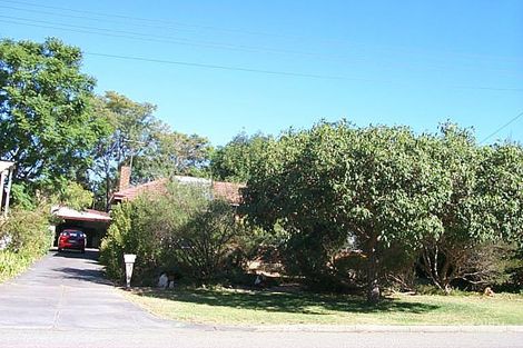 6 Carey St, Willagee, WA 6156