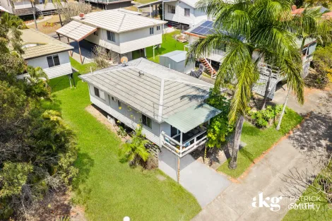 Property photo of 4 Maple Close Stapylton QLD 4207