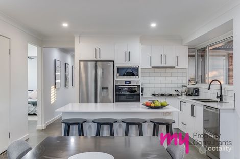 Property photo of 4 Suffolk Place Elderslie NSW 2570