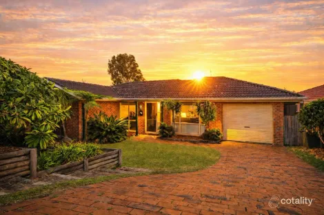 Property photo of 8 Graham Place Kariong NSW 2250