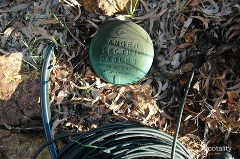 Property photo of 21 Crocus Road Kalamunda WA 6076